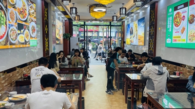 &ldquo;春风&rdquo;解人意 拉面老板马撒俩贷款记