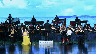 《從黃河到長江》民族音樂巡演唱響青海西寧