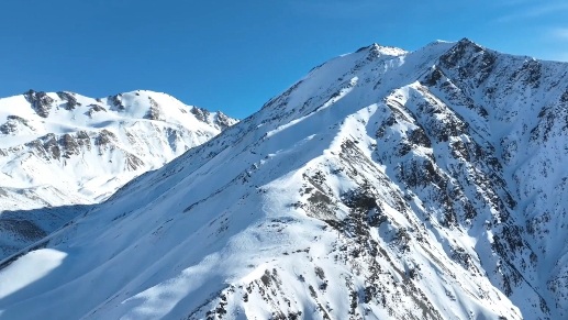 青海门源：冬日壮美岗什卡雪峰