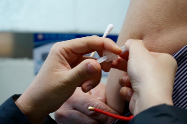 青海重点人群有序接种新冠疫苗