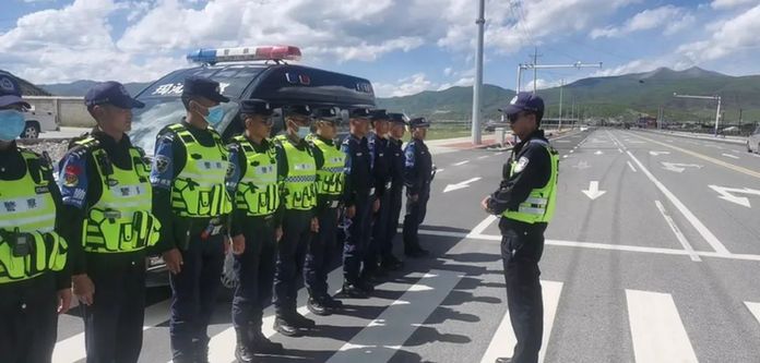 “十化”警务：执法办案规范化 | 玛沁县公安局特巡警大队开展交管业务培训